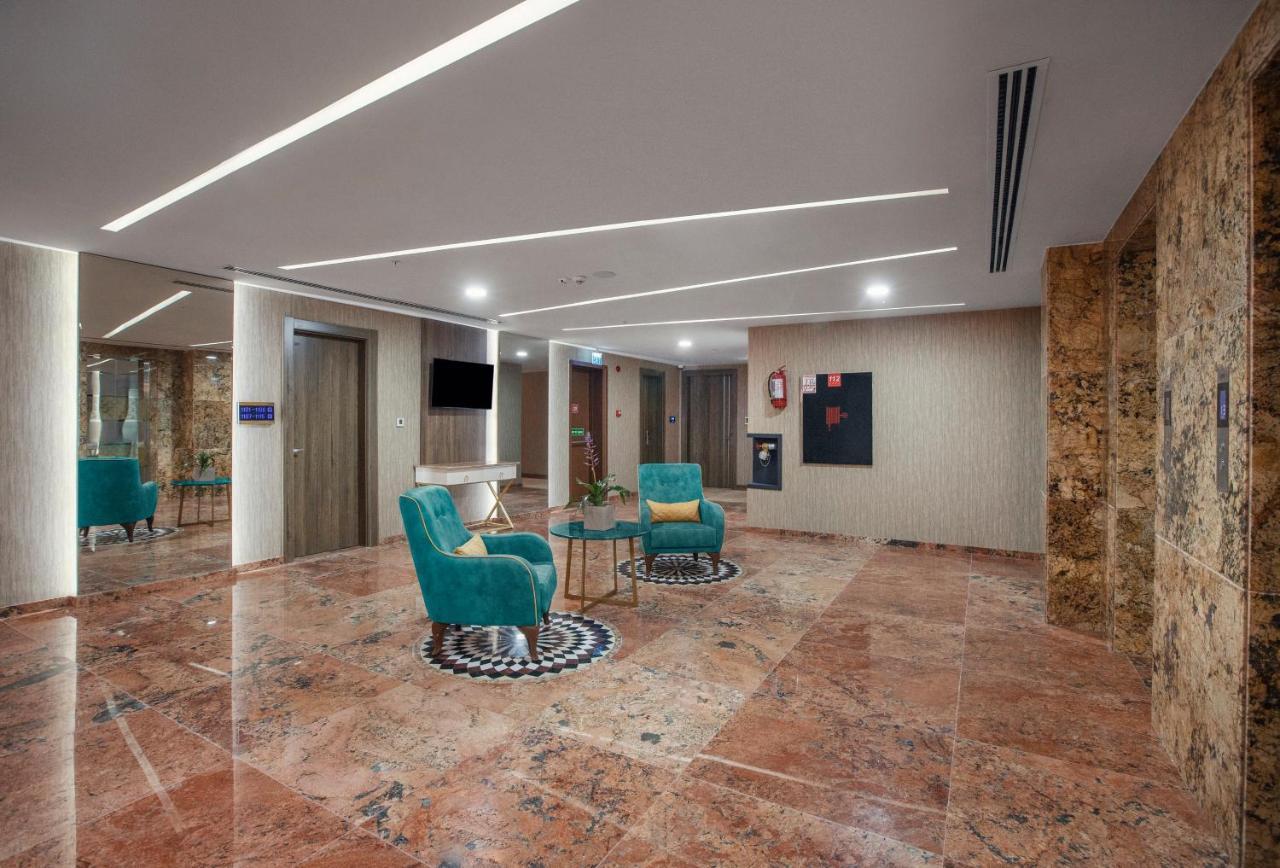 Royal Tulip Hotel & Casino, Tbilissi Extérieur photo Lobby
