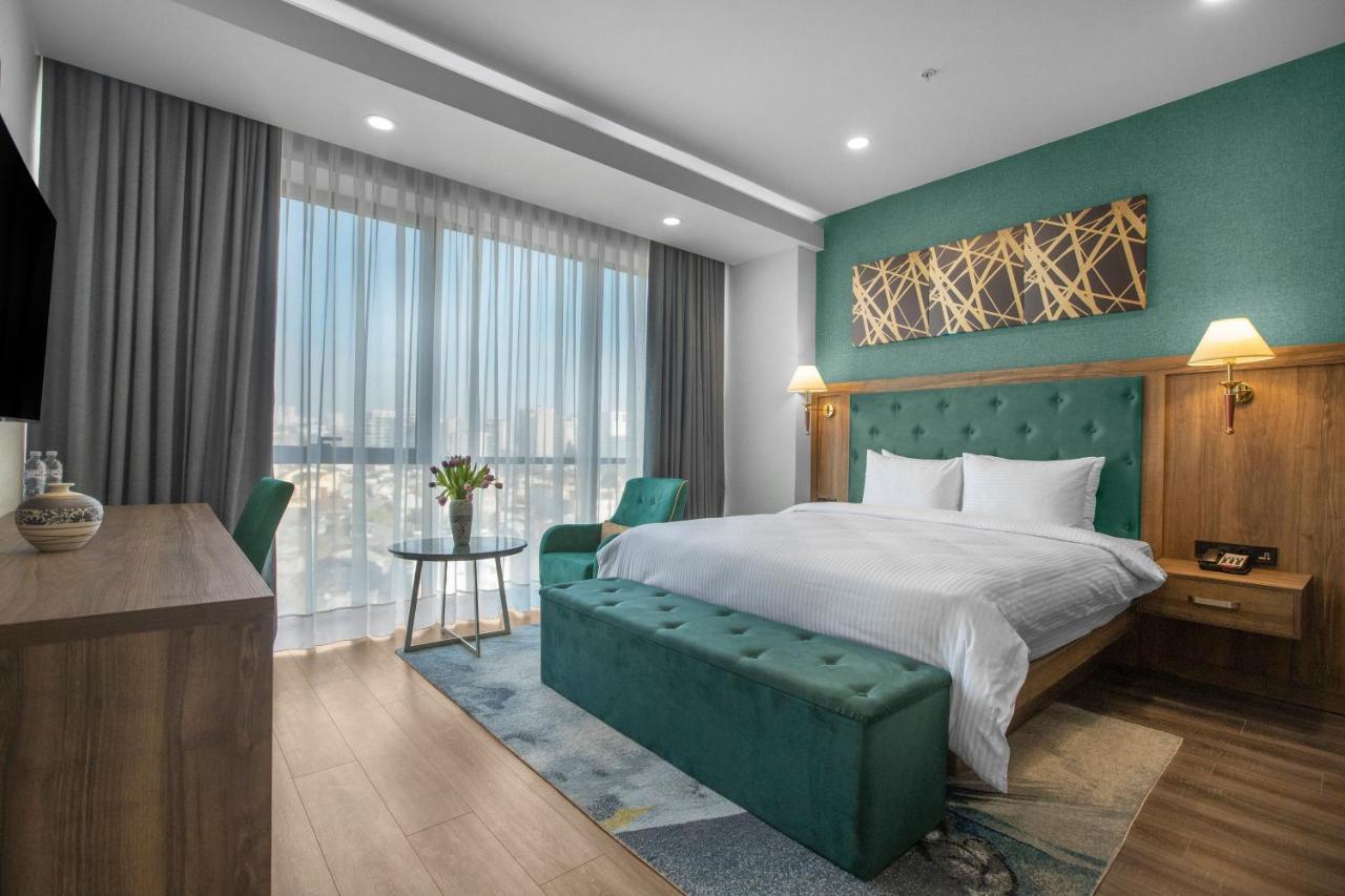 Royal Tulip Hotel & Casino, Tbilissi Extérieur photo