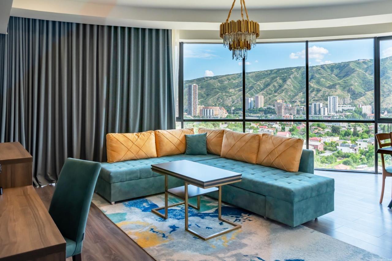 Royal Tulip Hotel & Casino, Tbilissi Extérieur photo